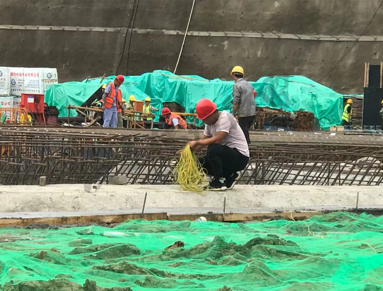 西安曹里村安置房防雷隨工檢測現(xiàn)場1