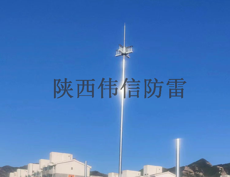 寶雞某學(xué)校提前放電避雷針安裝現(xiàn)場4